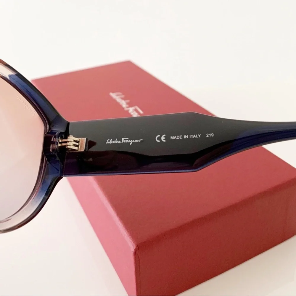 Salvatore Ferragamo Women's Gradient Brown Round Sunglasses